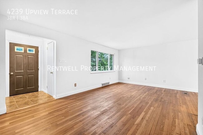 Building Photo - 4239 Upview Ter