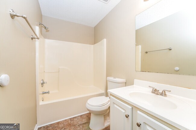 Building Photo - 573 Ransom Way