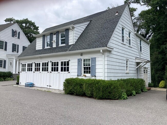 Building Photo - 2 Red Ground Rd