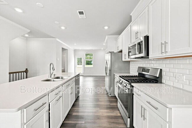Building Photo - 2617 Chert Ln