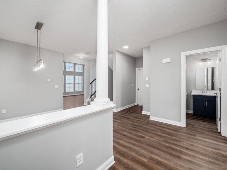 Building Photo - 7468 Whimbrel Ln