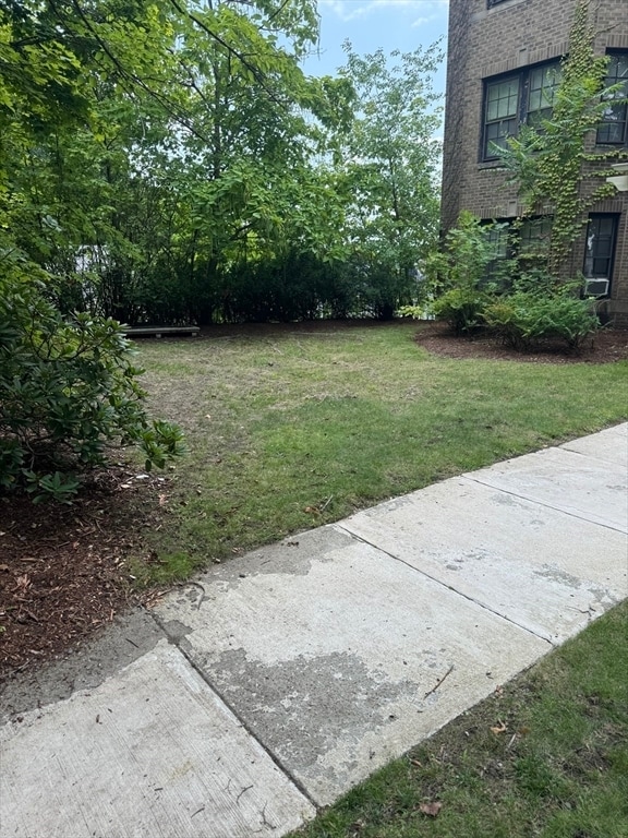 Building Photo - 51 Concord St