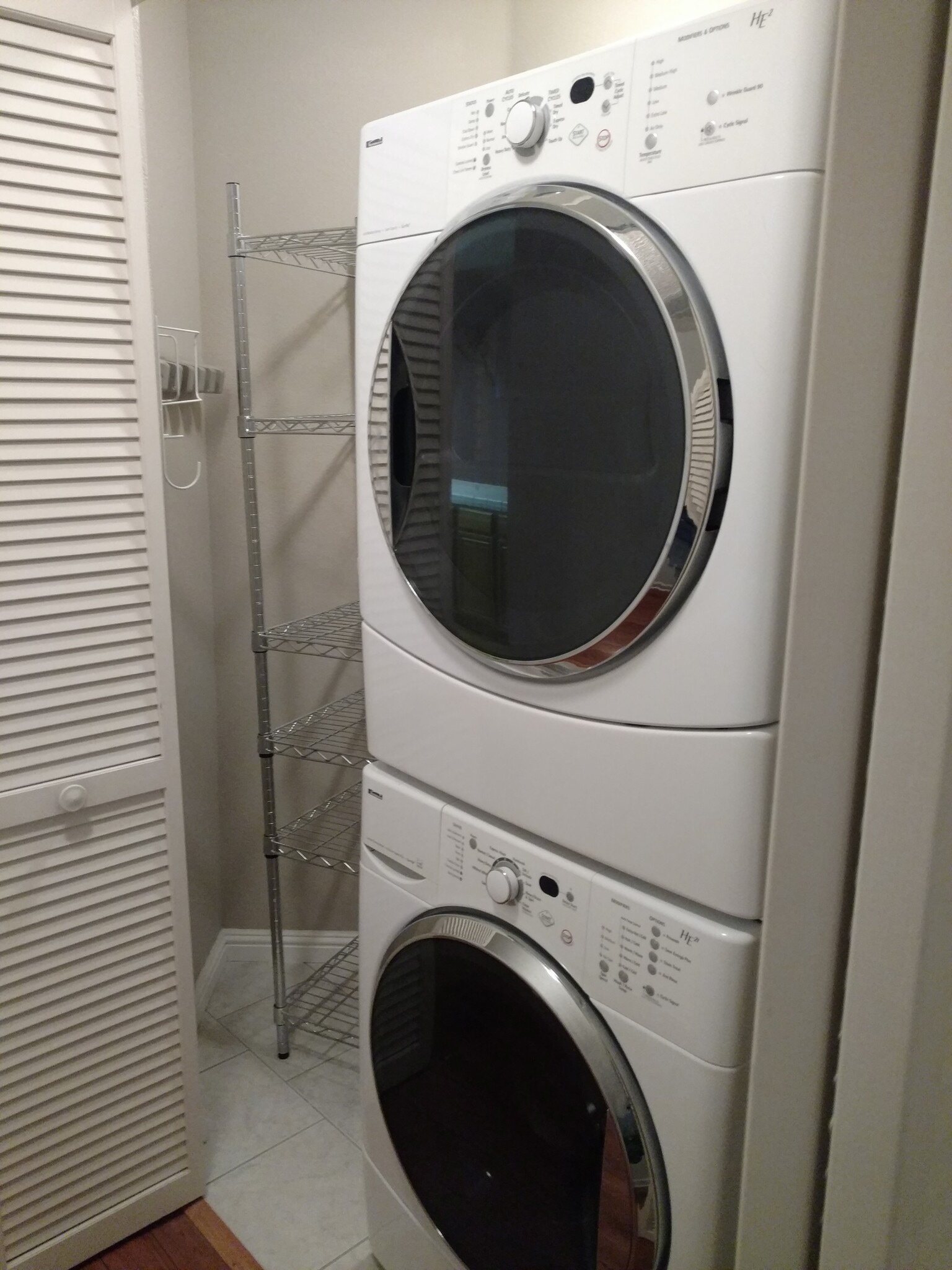 Washer &amp; Dryer - 1092 McGee Drive