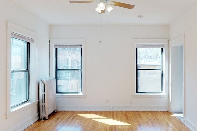 Floorplan - 5528-5532 S. Everett Avenue