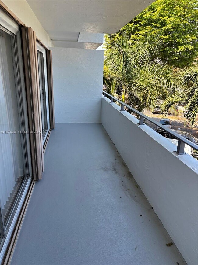 Building Photo - 7900 Camino Cir