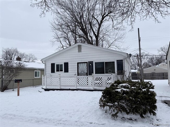 Building Photo - 166 W Coy Ave