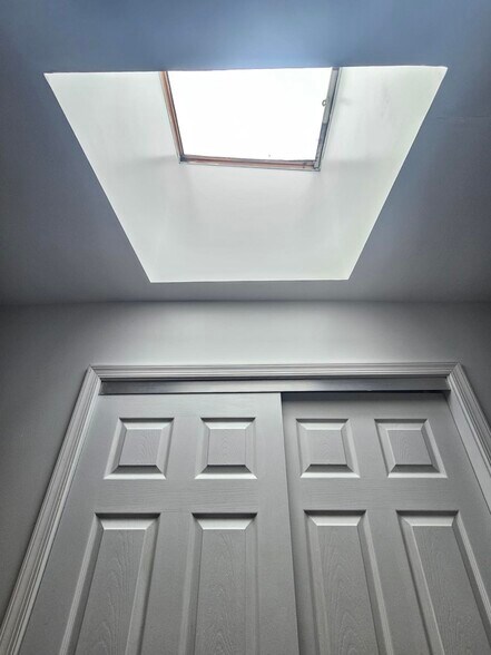 Building Photo - 928 E Passyunk Ave