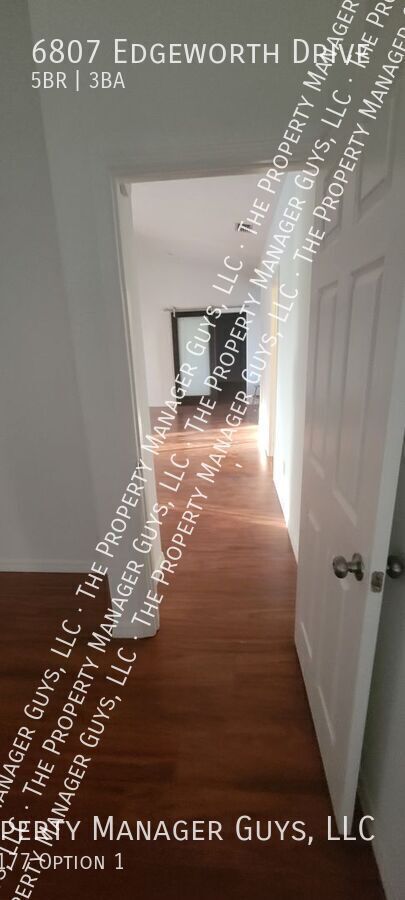 Building Photo - 6807 Edgeworth Dr