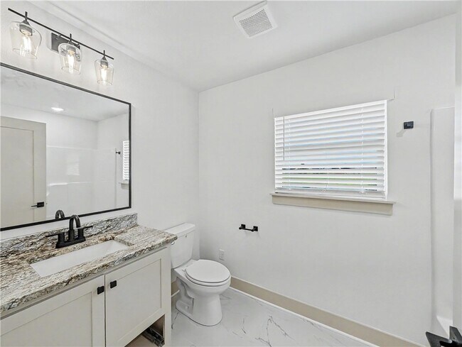 Building Photo - 7671 Scenic Vly Ave