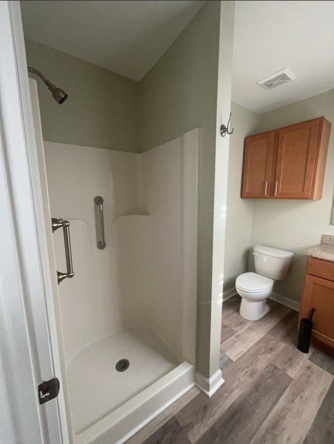 Building Photo - Cozy 3BR SFR • Full Kitchen Set • Patio in Durham