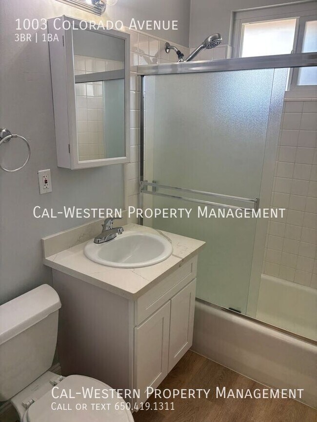 Building Photo - 1003 Colorado Ave