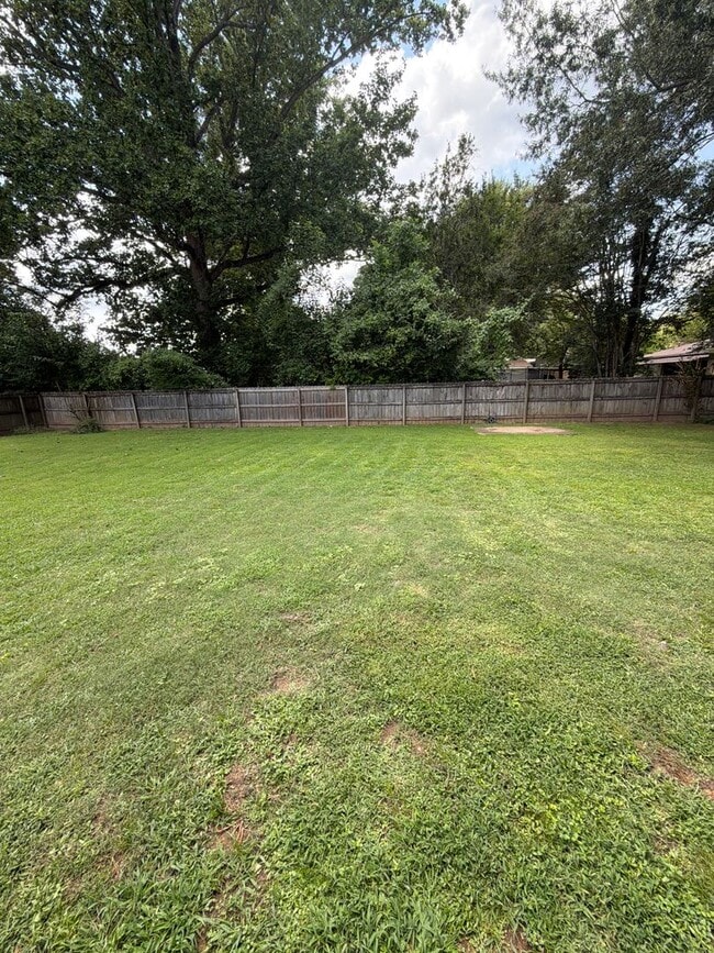 Building Photo - 41 Summar Dr