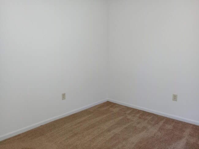 Building Photo - 2416 Calder Ct