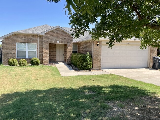 Building Photo - 4905 Rock Creek Rd