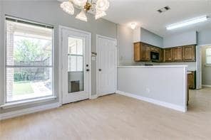 Building Photo - 544 Lake Forest Dr