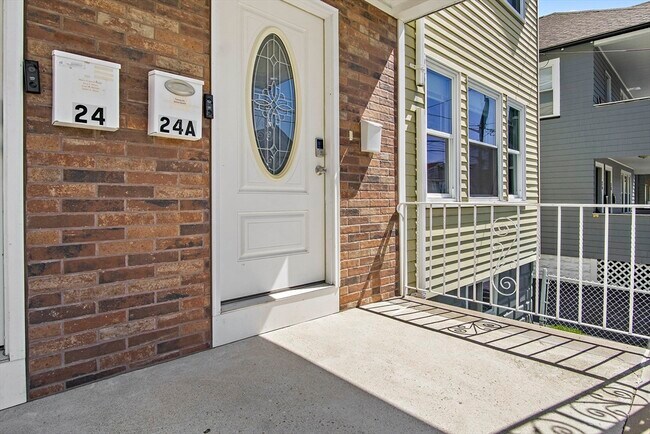 Building Photo - 24 Englewood Ave