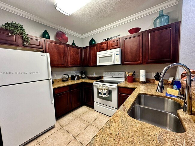 Building Photo - 1301 Tuscan Terrace