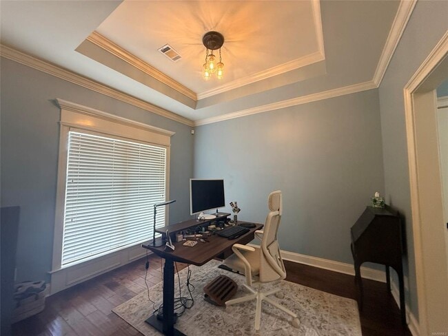 Building Photo - 5812 Lotus Cir