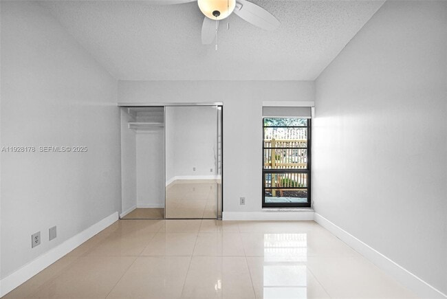 Building Photo - 1261 NW 122nd Terrace