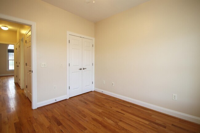 Building Photo - 17888 Mountain Valley Rd