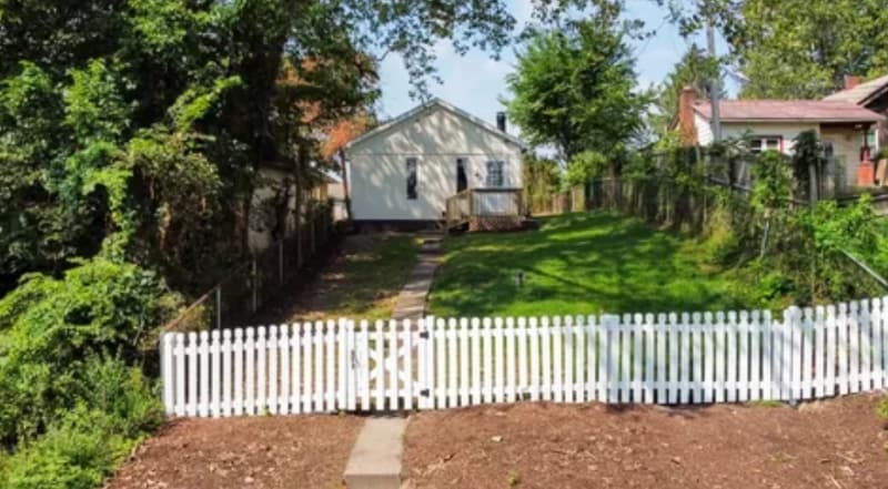 Building Photo - 120 Wallace Ave