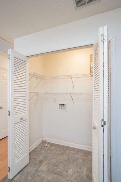 Building Photo - 3188 Penn Meade Way