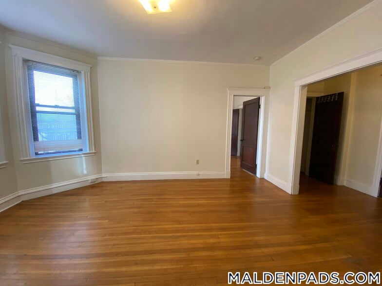 Building Photo - 17-19 Washington St.