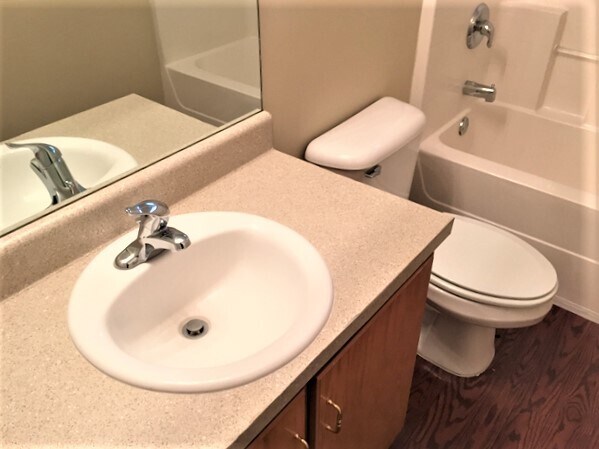 Building Photo - 11 Escapade Lane