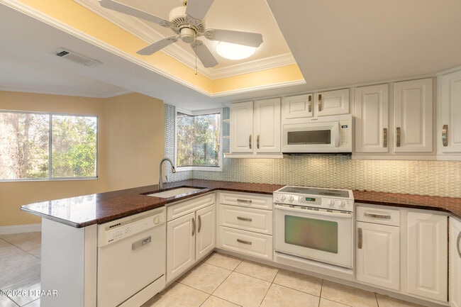 Building Photo - 24 Pinehurst Pl