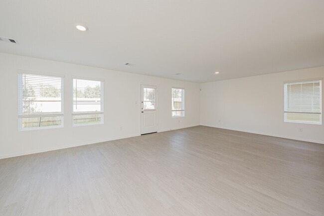 Building Photo - 2613 Shady Cedar Ct