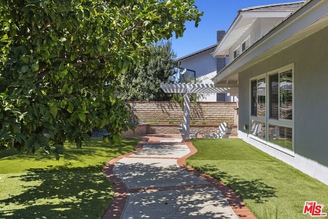 Building Photo - 4551 Wolsey Ct