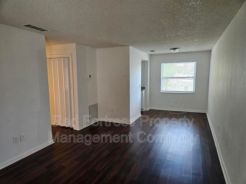 Building Photo - 4331 Glenwood Ave