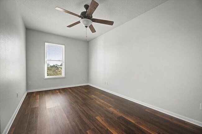 Building Photo - Peaceful Pond Views + Open Layout | 2BR + Office in Prime Location