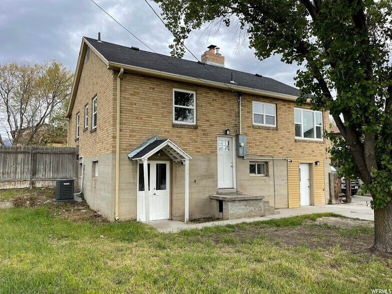 Building Photo - 7412 S 700 E