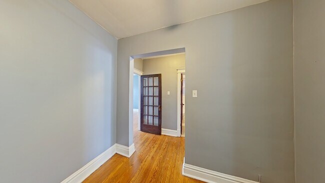Building Photo - 1008 Tamm Ave