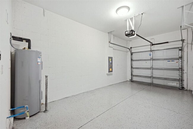 Building Photo - 30138 Southwell Ln