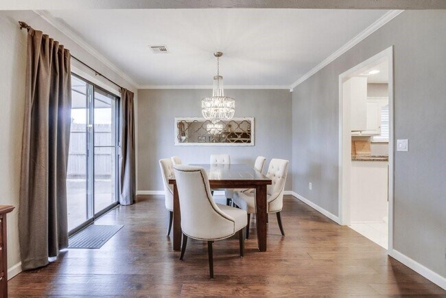 Building Photo - 1332 Chimney Hill Rd