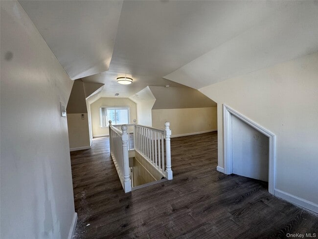 Building Photo - 267 Plainfield Ave
