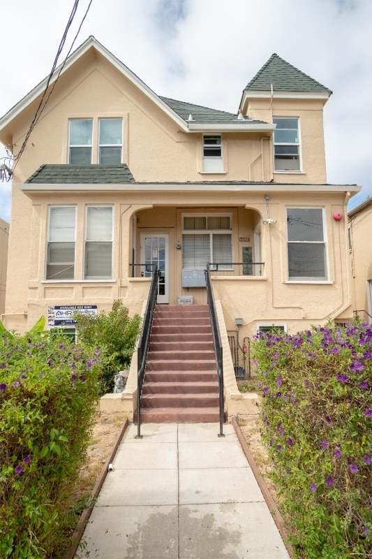 Building Photo - 2221 Dwight Way