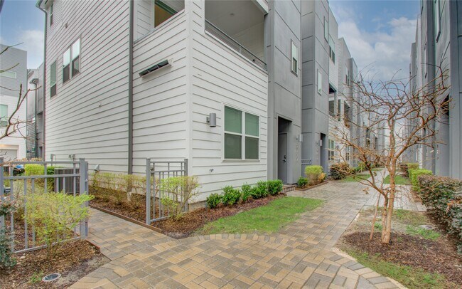 Building Photo - 2717 Eado Grove Ln