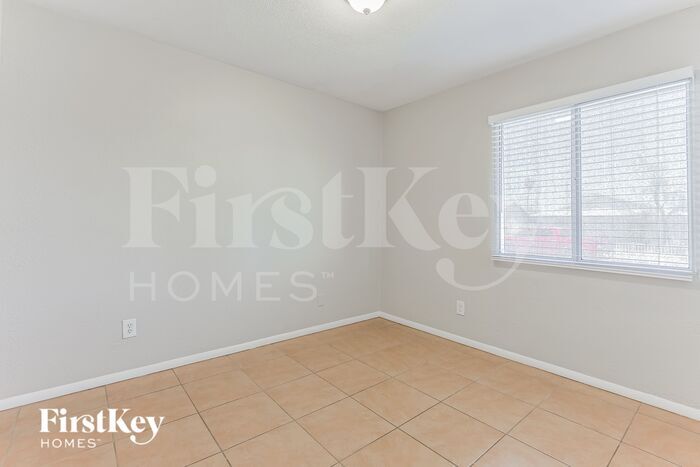 Building Photo - 4649 E Bowker St