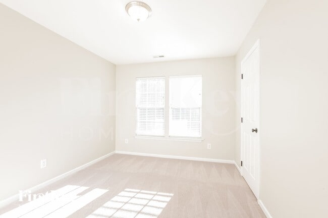 Building Photo - 13811 Hatton Cross Dr