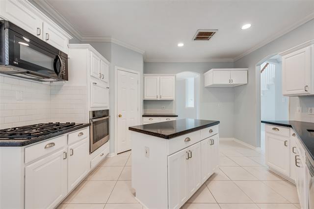 Building Photo - 9013 Crown Point Cir