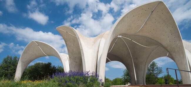 Building Photo - 2935 Ruby Crossing