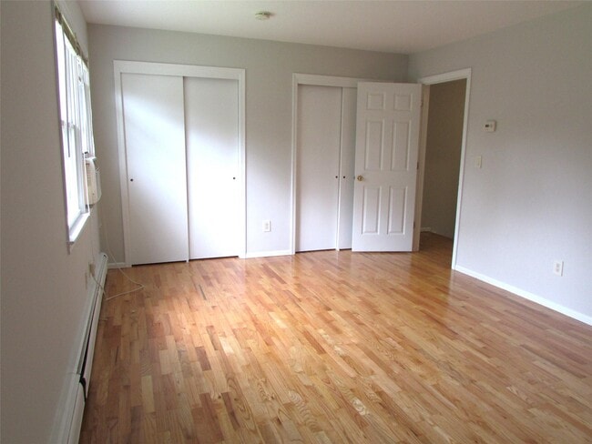 Building Photo - 74 B Demarest Ave