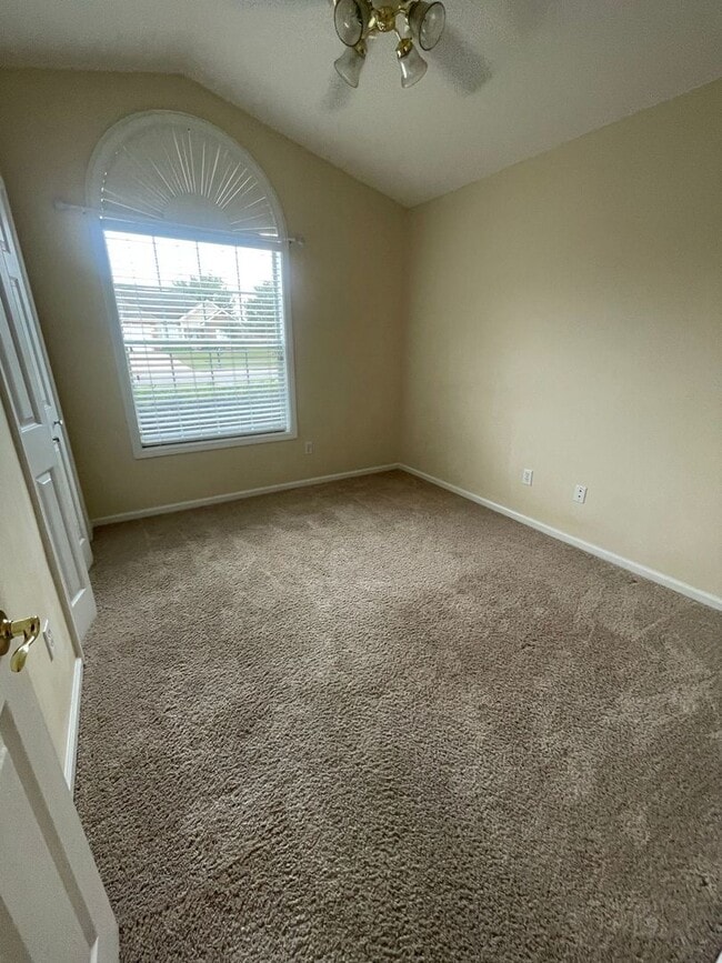 Building Photo - Windsor Garden Subdivision...