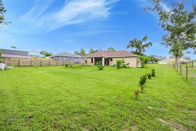 Building Photo - 7488 SW 204th Ave