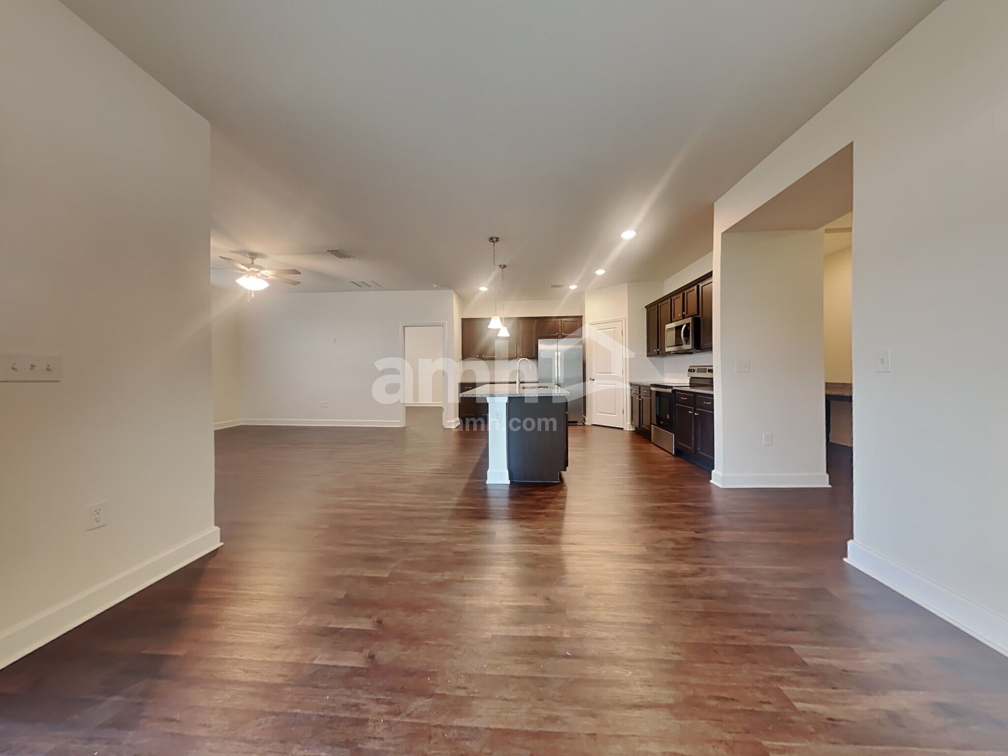 Building Photo - 3791 Lk Blf Lp