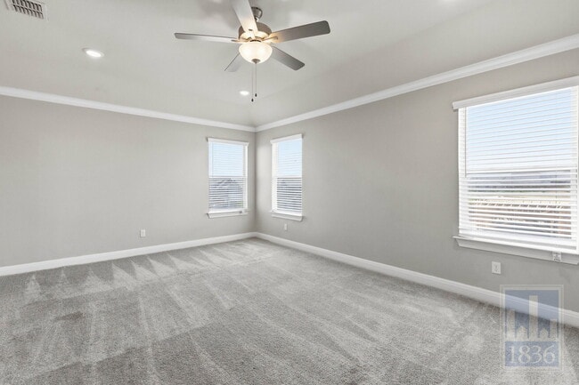 Building Photo - 555 Purple Heart Dr