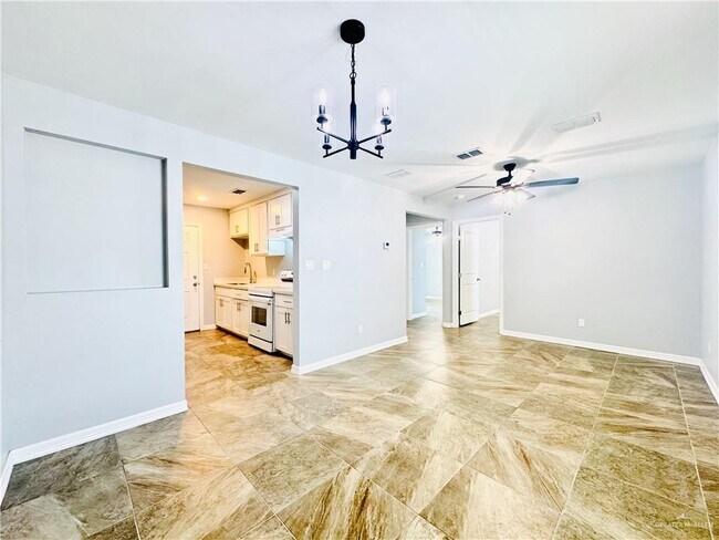 Building Photo - 21 Northridge Ave